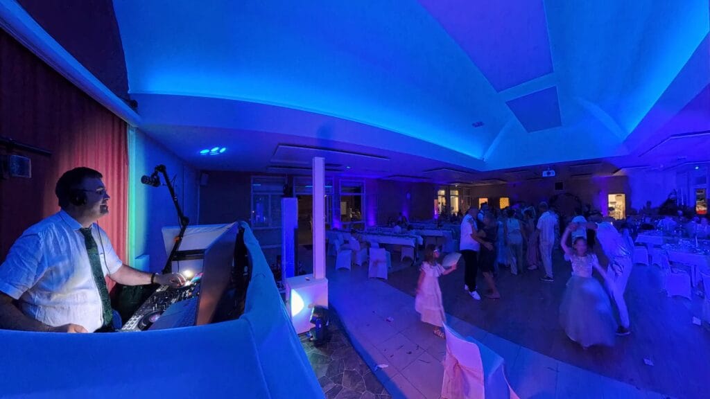 Dj Mariage Aisne  Jérôme Douillet Créateur Dambiance Personnalisée Et écoresponsable