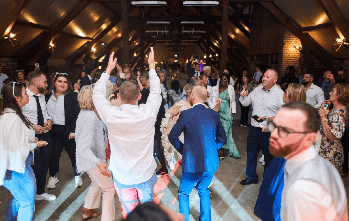 Image collée 8 ‣ DJEROME EVENT